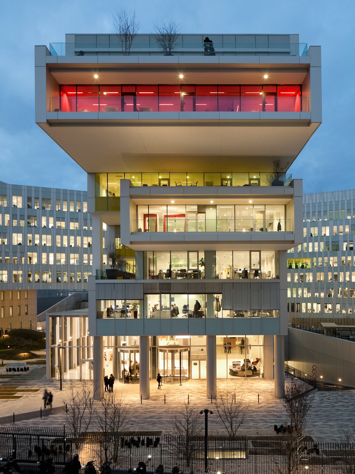 "Campus SFR"; intelligente Fassadensysteme aus Aluminium | © Èric Sempé