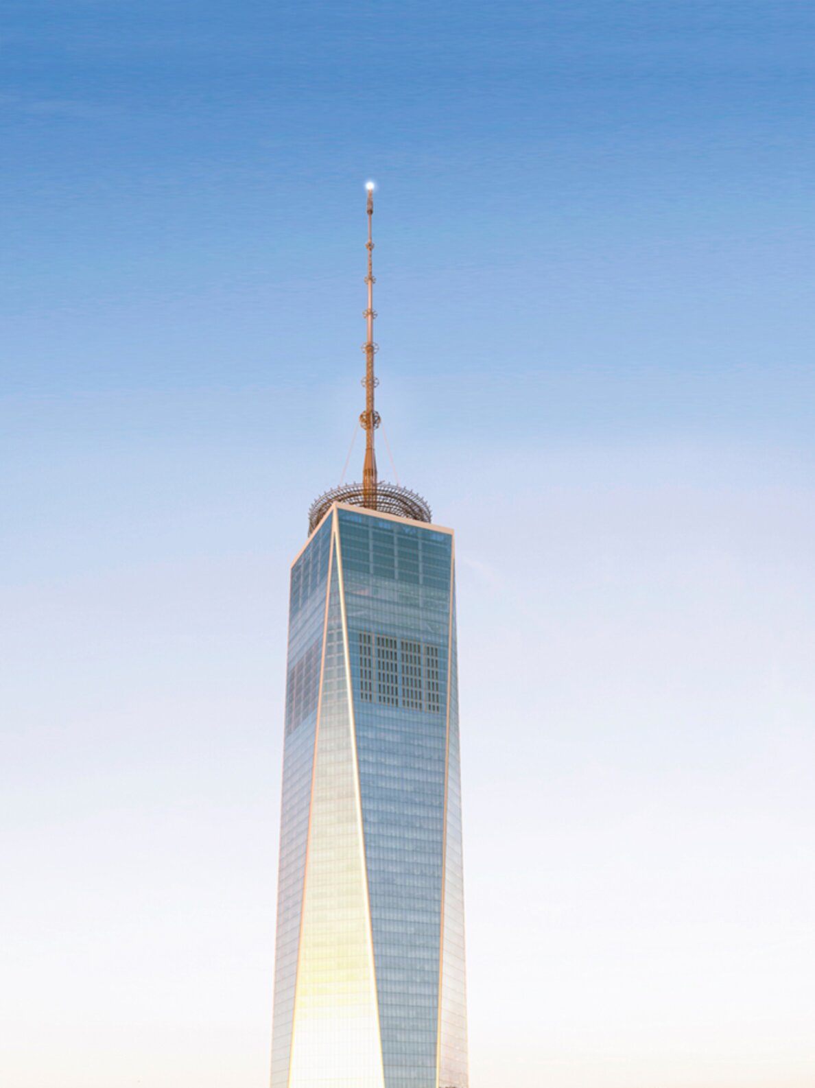 "One World Trade Center" facade construction stainless steel, New York City | © Benson