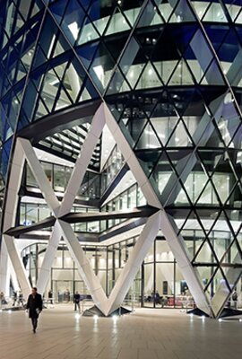 "30 St. Mary Axe/The Gherkin" back ventilated rainscreen facade, aluminium, London | © Hufton+Crow