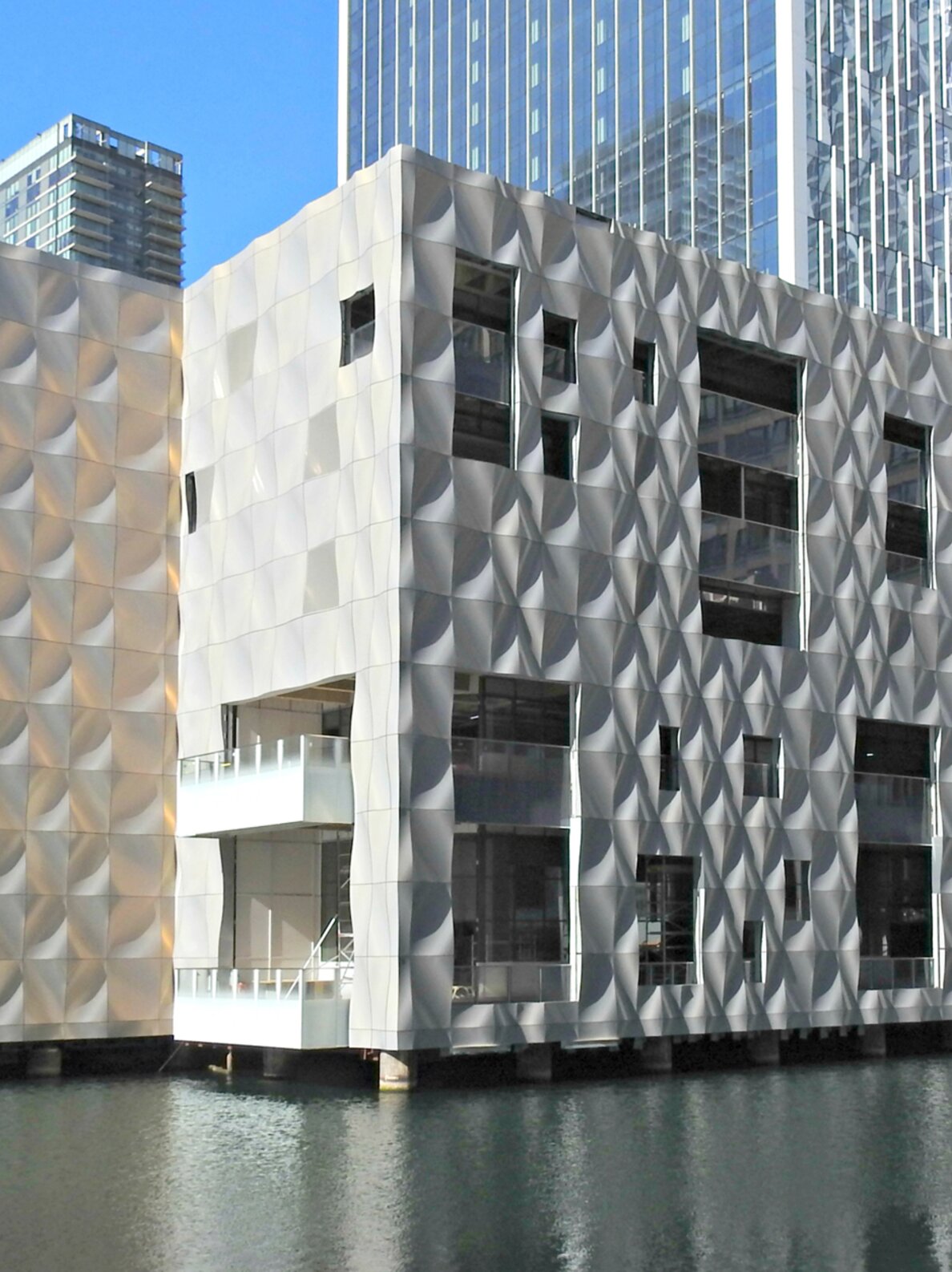 "Heron Quay Pavilion"; Exklusive 3D-Fassade auf der Themse
