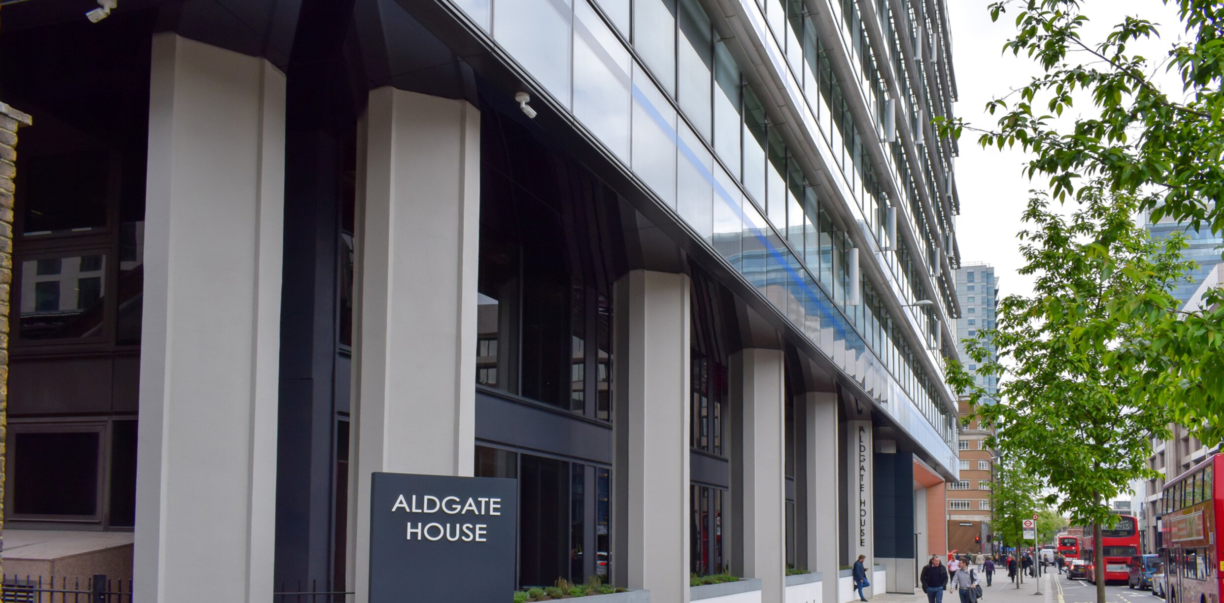 Project image "Aldgate House"; Copper facade construction 