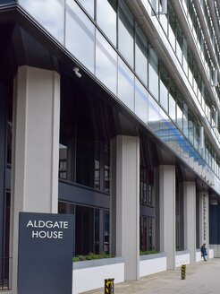 Refenzbild "Aldgate House"; Fassadenbau aus Kupfer | © OAG