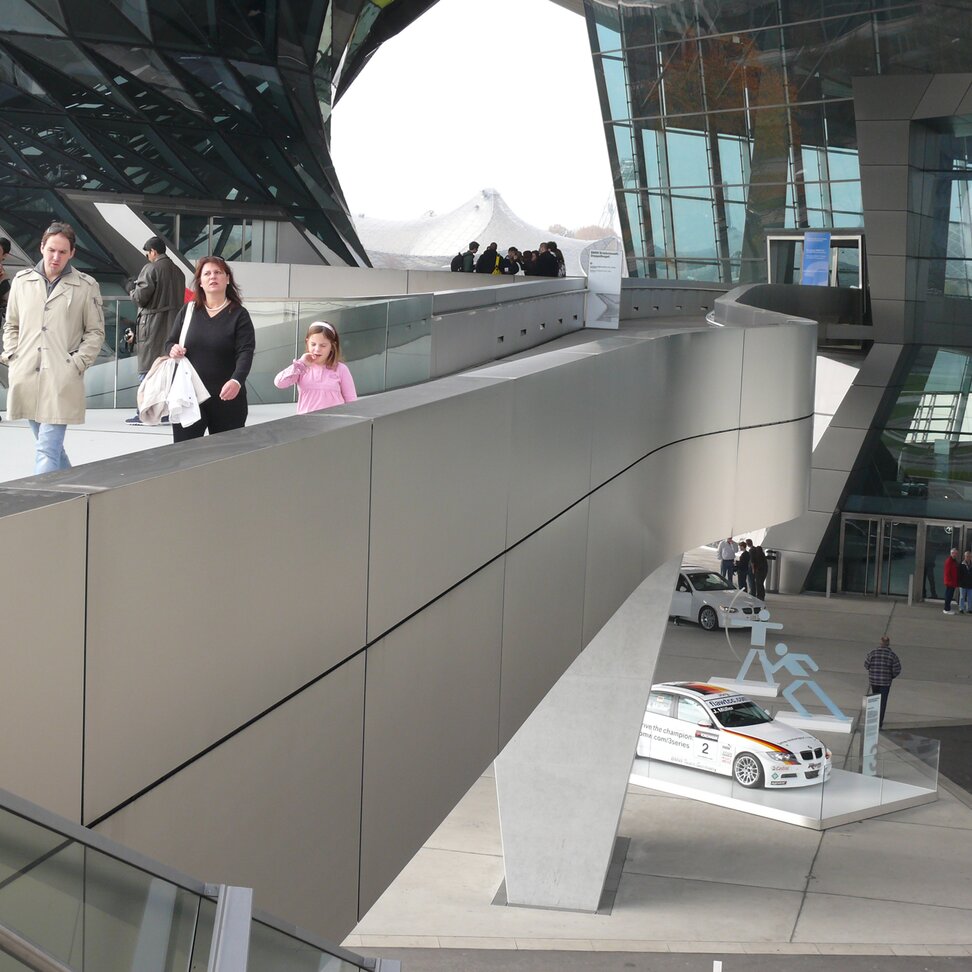 Referenzbild "BMW Welt"; architektonische Fasadensysteme