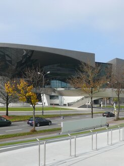 Project image "BMW Welt"; Facade solution