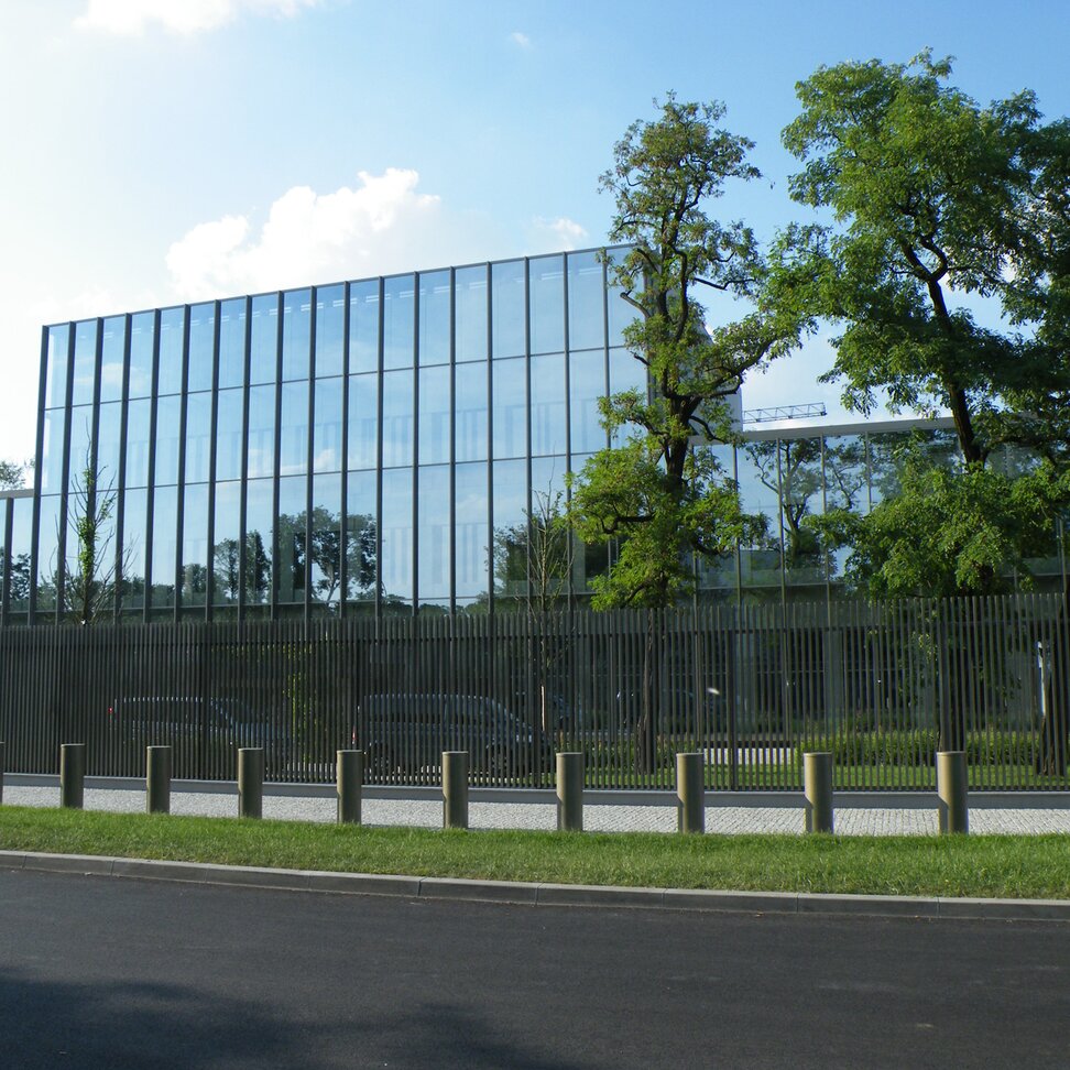 "Britische Botschaft Warschau"; Gebäudehüllen aus Aluminium