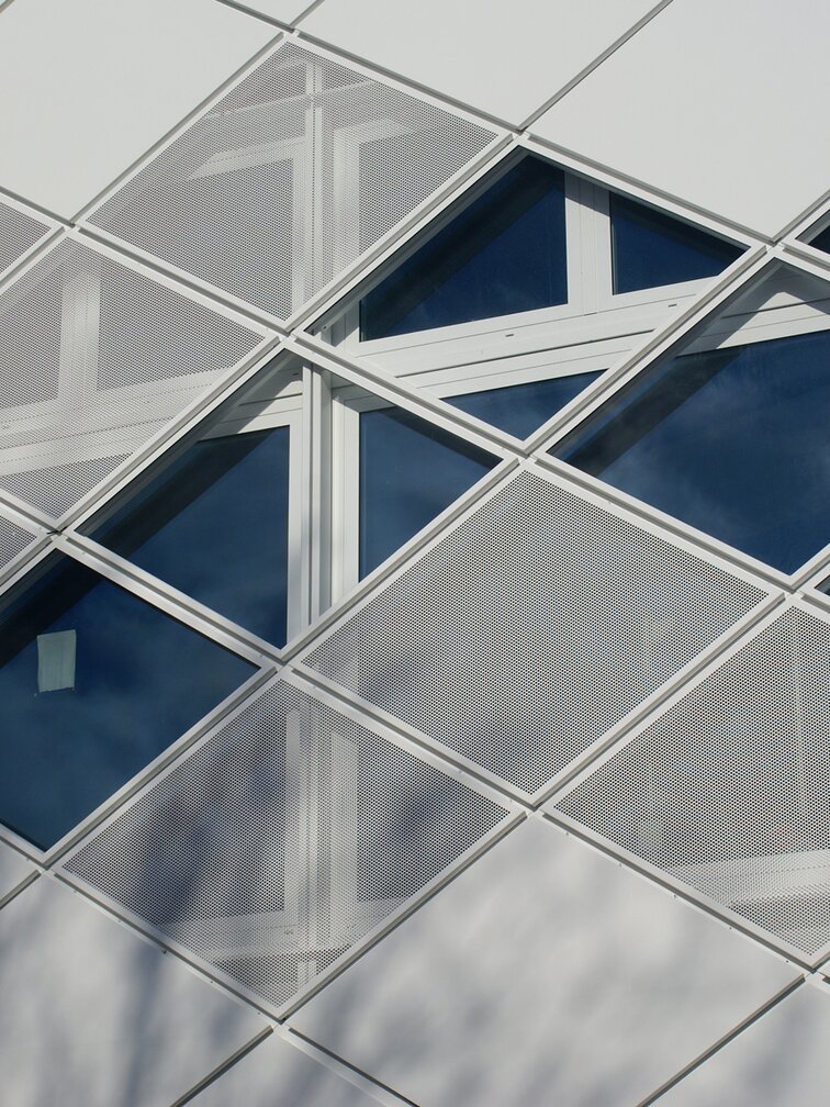 "Pasing Arcaden" Fassadensysteme aus Aluminium, München | © Brigida González