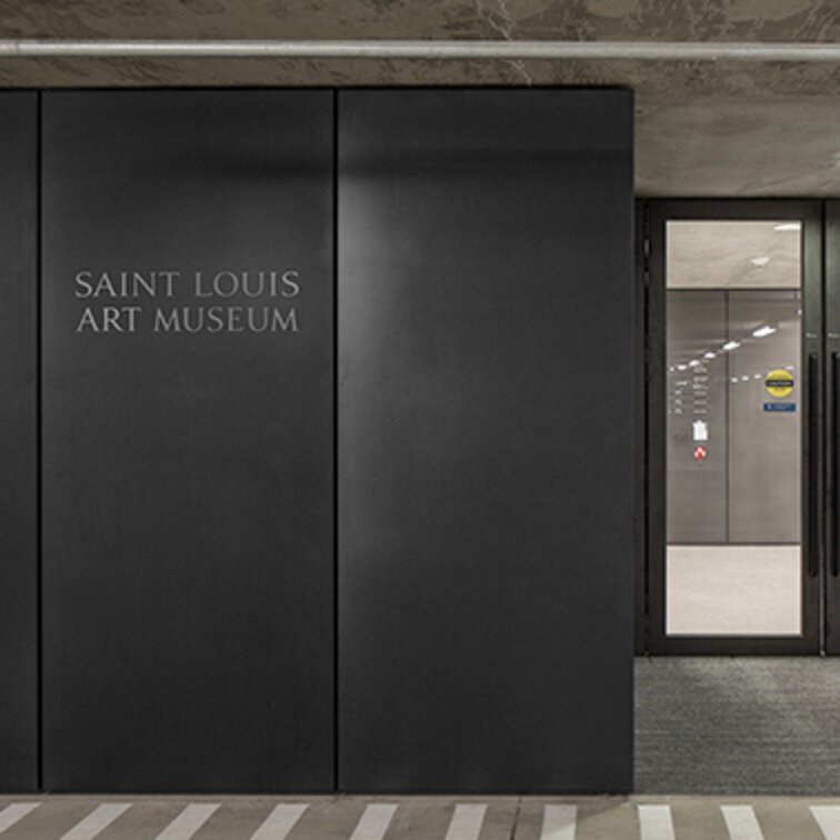 "St. Louis Art Museum" stainless steel facade, Saint Louis