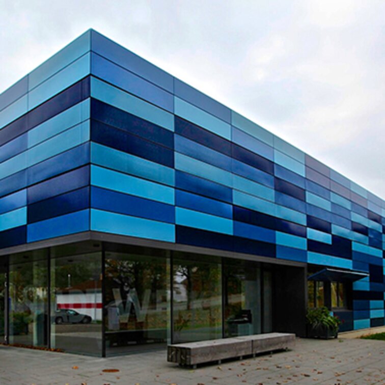 "Stadtwerke Kulmbach" Fassadenverkleidung Aluminium, Kulmbach