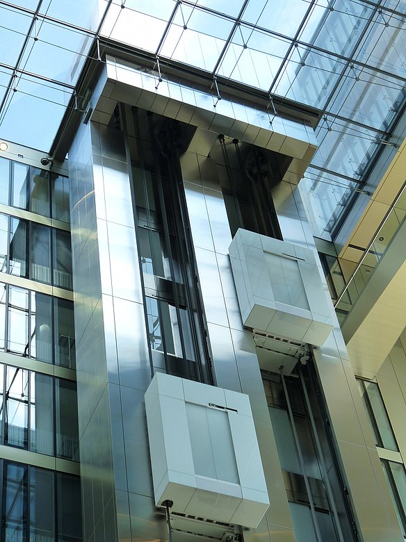 Aufzugverkleidung Interieurlösung